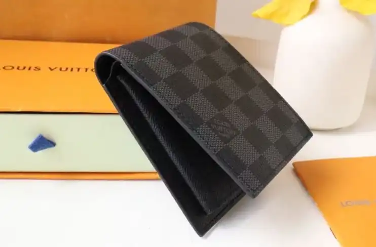 LV Wallets 4178G-0117