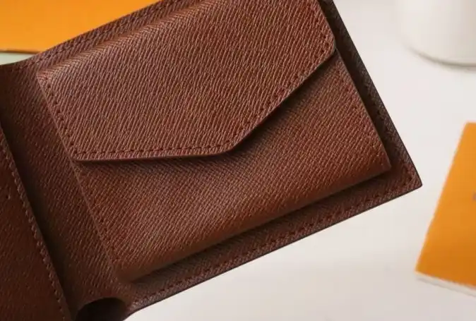 LV Wallets 4178G-0119