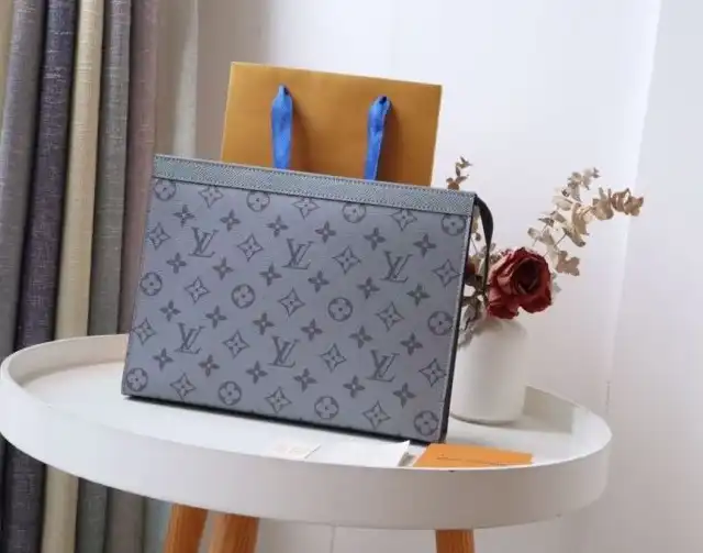 LV Clutch Bags 4178G-0120