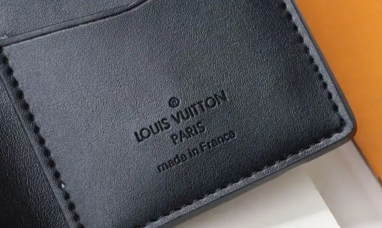LV Wallets 4178G-0123