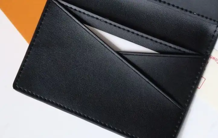LV Wallets 4178G-0123