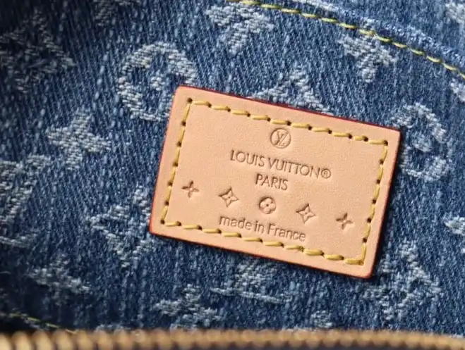 LV Wallets 4178G-0134