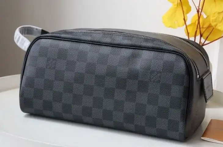 LV Cosmetic Bags 4178G-0145