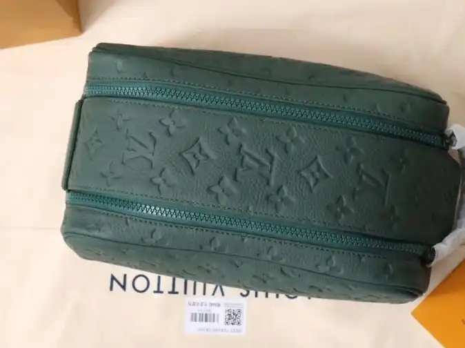 LV Cosmetic Bags 4178G-0148