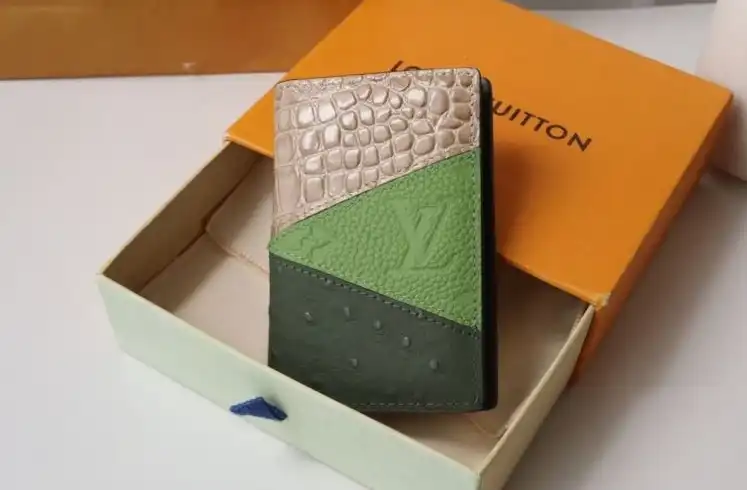 LV Wallets 4178G-0151