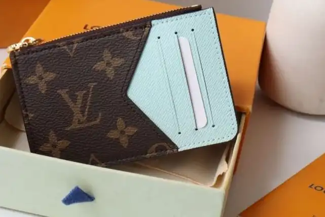 LV Wallets 4178G-0154