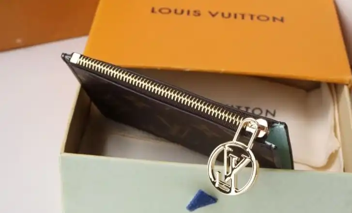 LV Wallets 4178G-0154