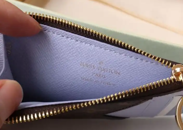 LV Wallets 4178G-0155