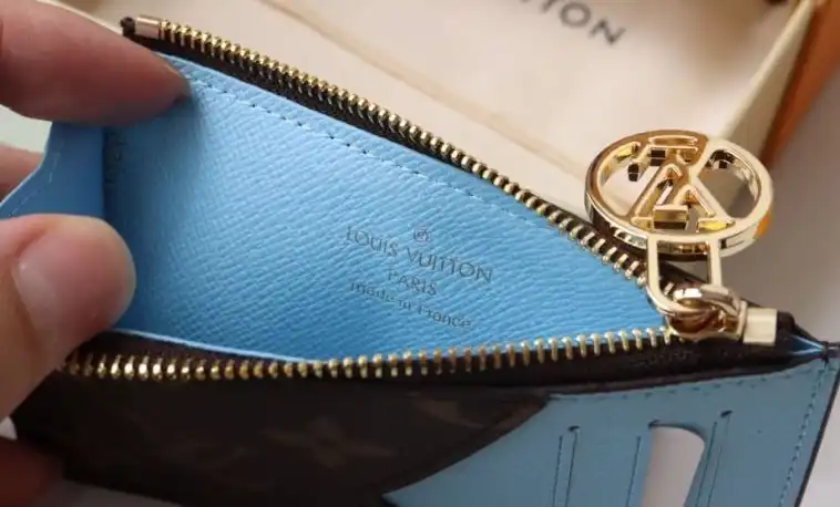LV Wallets 4178G-0156