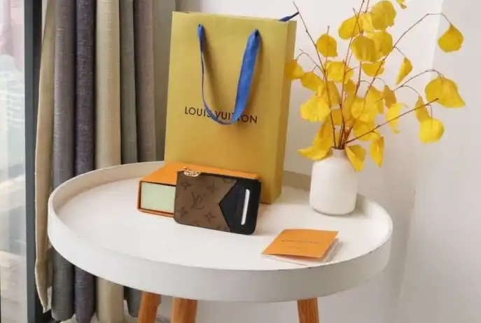 LV Wallets 4178G-0158