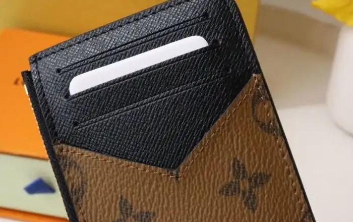 LV Wallets 4178G-0158