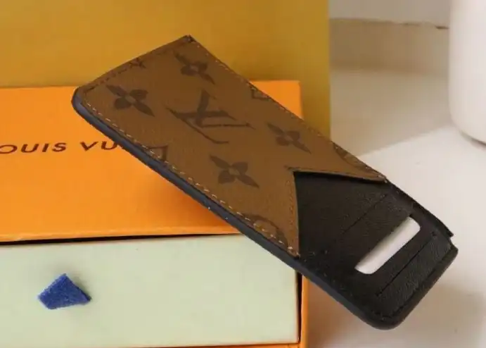 LV Wallets 4178G-0158