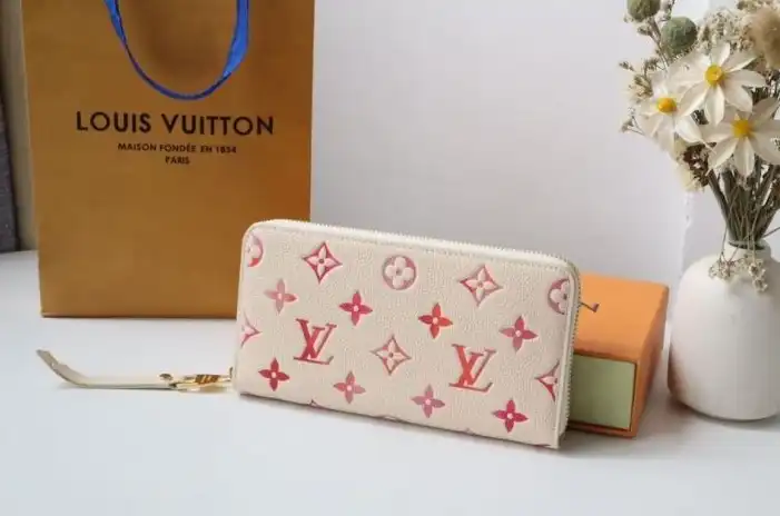 LV Wallets 4178G-0160