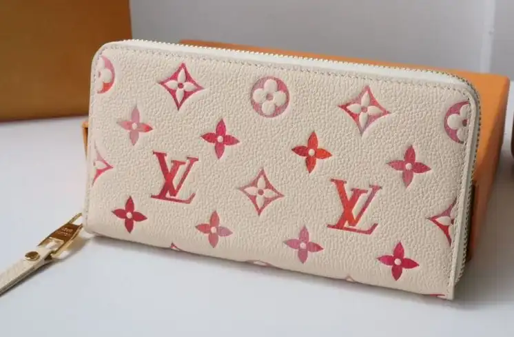 LV Wallets 4178G-0160