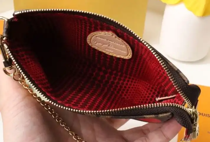 LV Wallets 4178G-0175