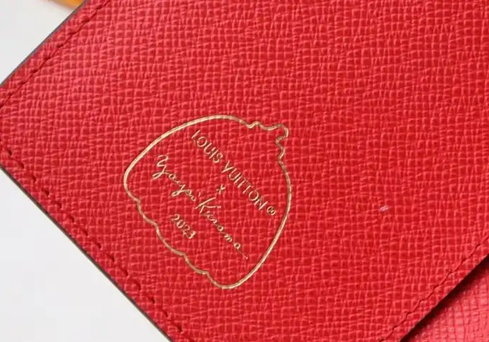 LV Wallets 4178G-0179