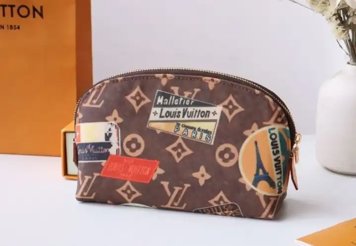 LV Wallets 4178G-0185