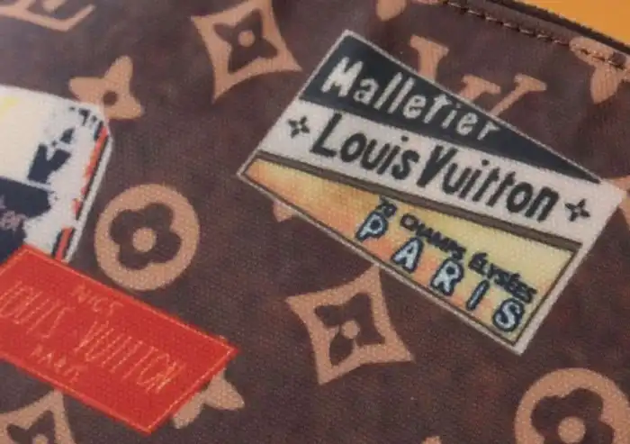 LV Wallets 4178G-0185
