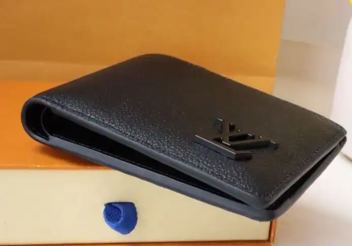 LV Wallets 4178G-0194