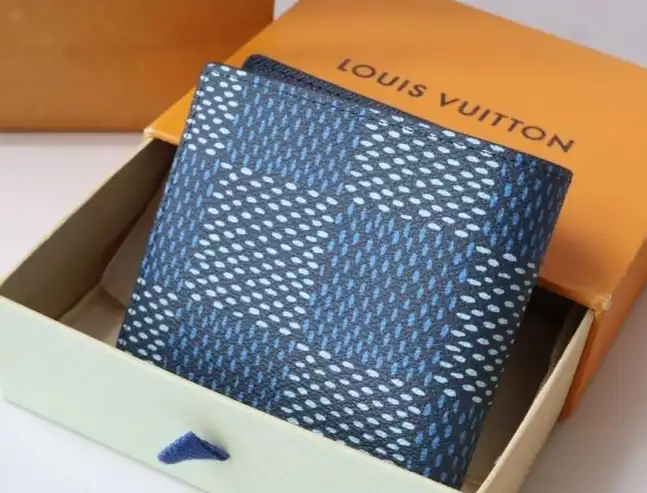 LV Wallets 4178G-0201