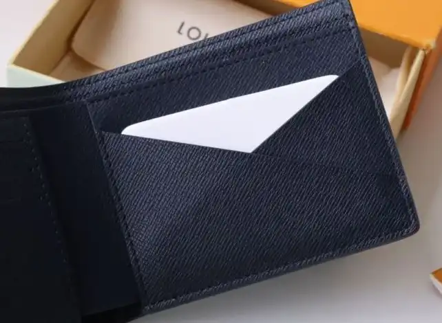 LV Wallets 4178G-0201