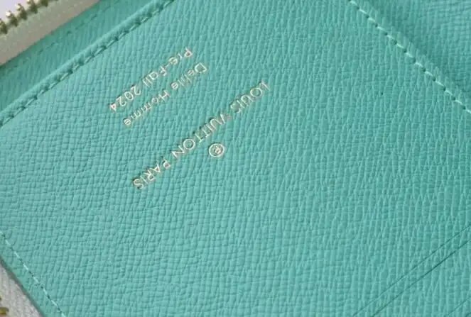 LV Wallets 4178G-0203