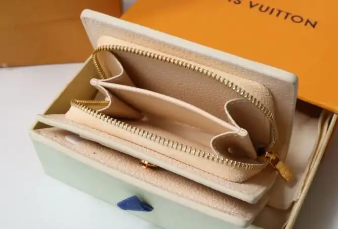 LV Wallets 4178G-0206