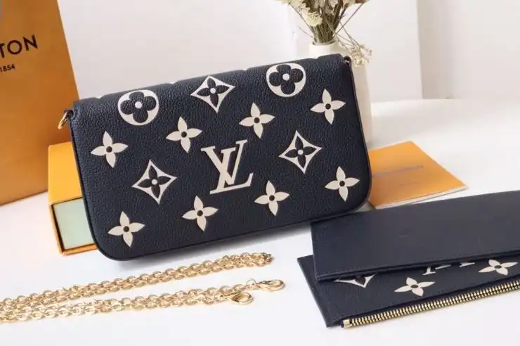 LV Wallets 4178G-0207