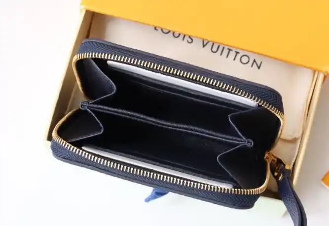 LV Wallets 4178G-0208