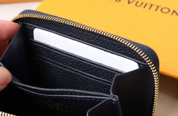 LV Wallets 4178G-0208