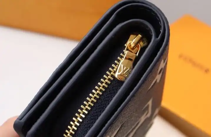 LV Wallets 4178G-0209