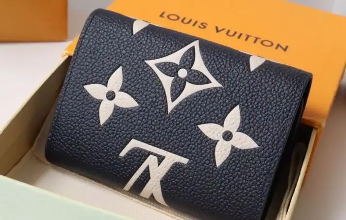 LV Wallets 4178G-0212