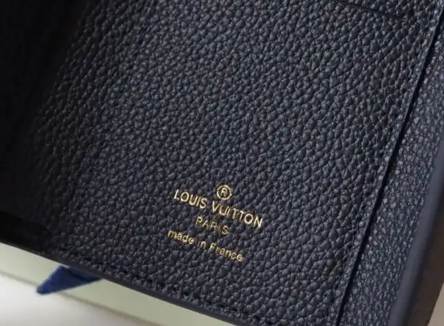 LV Wallets 4178G-0212