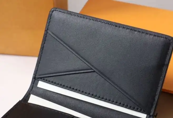 LV Wallets 4178G-0222