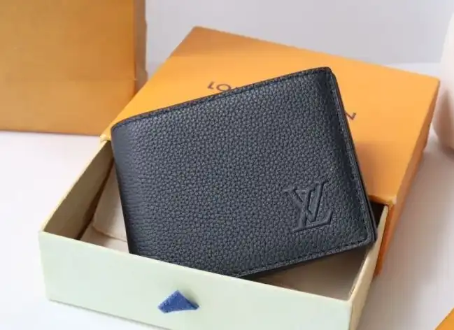 LV Wallets 4178G-0223