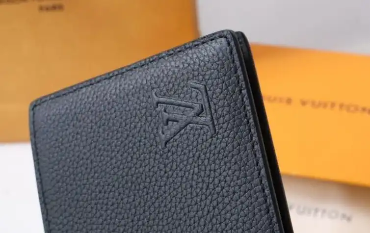 LV Wallets 4178G-0223