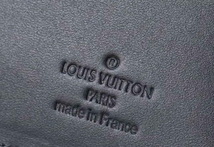 LV Wallets 4178G-0224