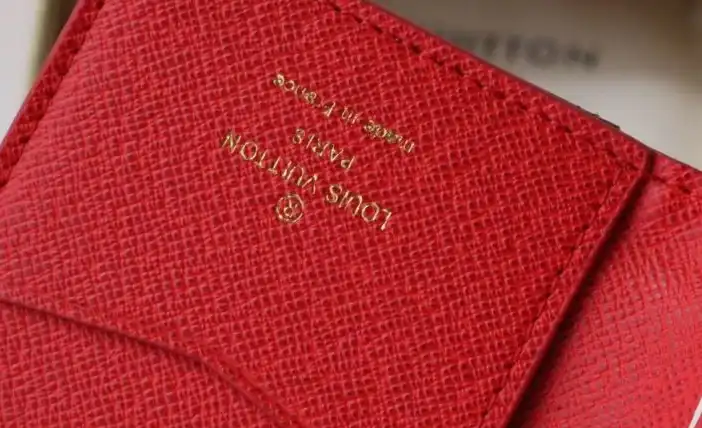 LV Wallets 4178G-0227