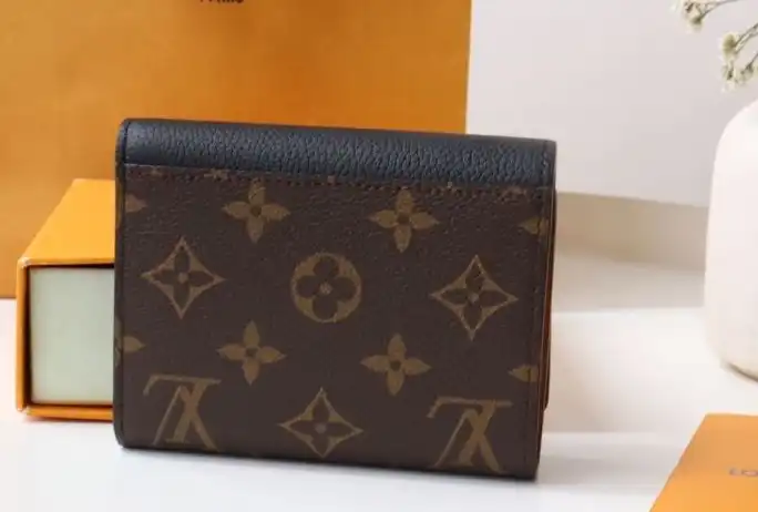 LV Wallets 4178G-0228