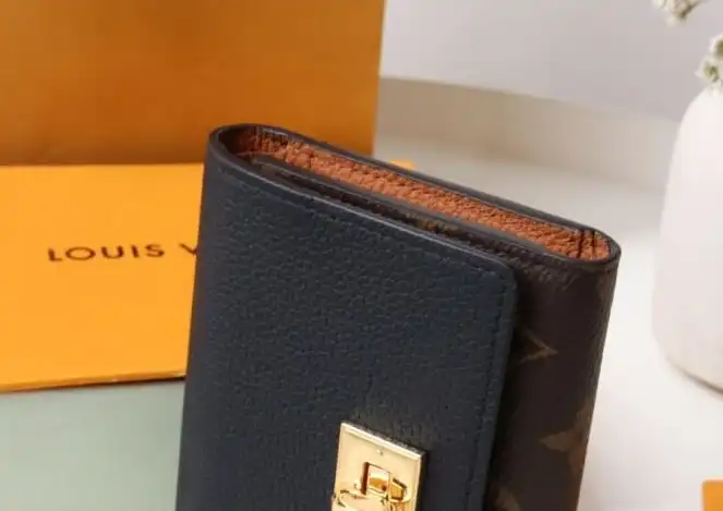 LV Wallets 4178G-0228