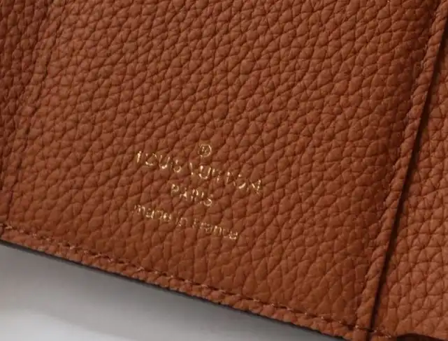 LV Wallets 4178G-0228