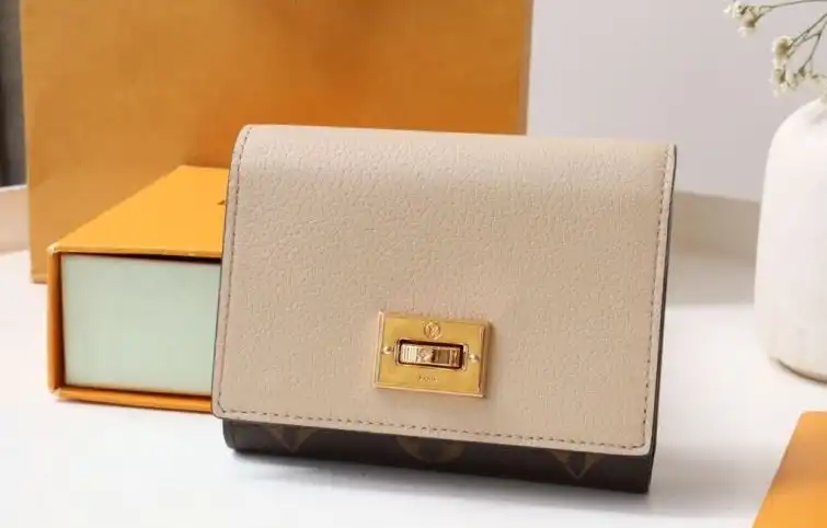 LV Wallets 4178G-0229