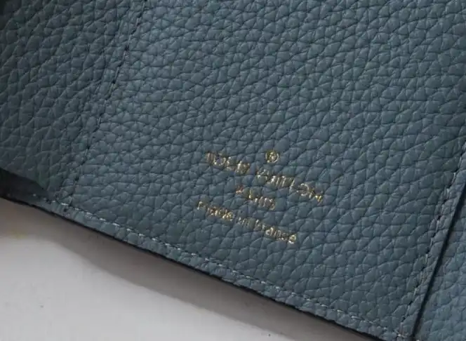 LV Wallets 4178G-0229