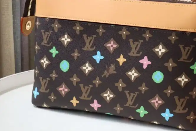 LV Wallets 4178G-0234