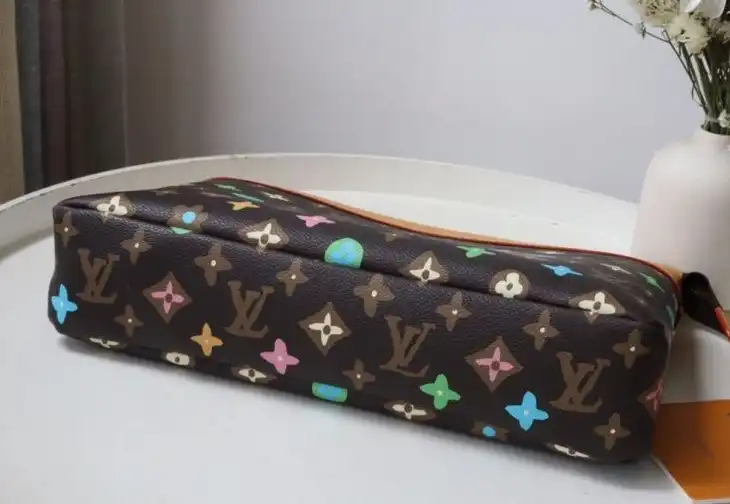 LV Wallets 4178G-0234