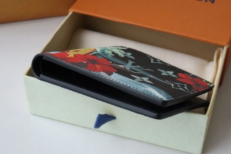 LV Wallets 4178H-0046