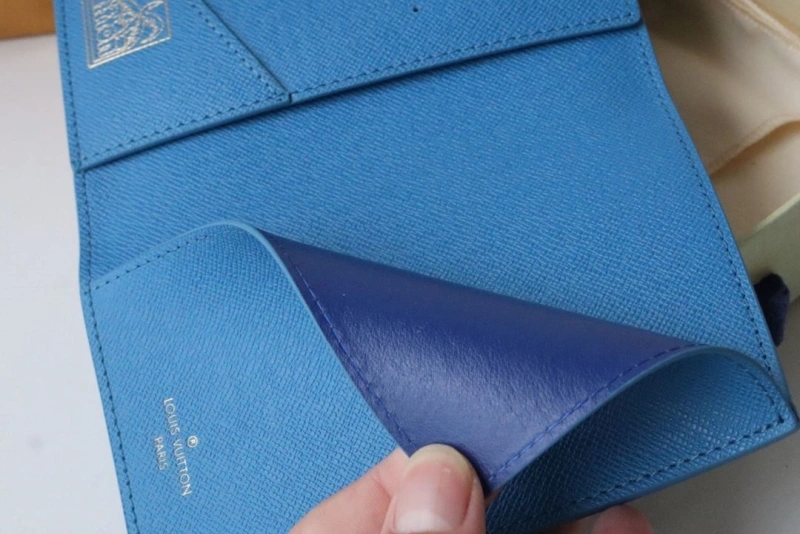 LV Wallets 4178H-0053