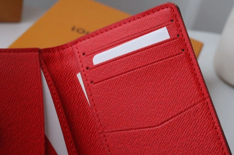 LV Wallets 4178H-0054
