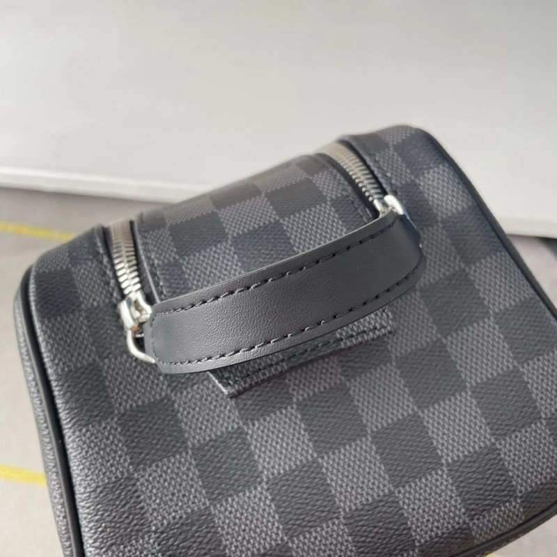 LV Cosmetic Bags 4178H-0067
