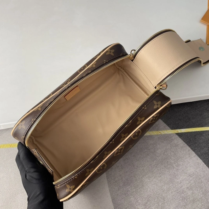 LV Cosmetic Bags 4178H-0069